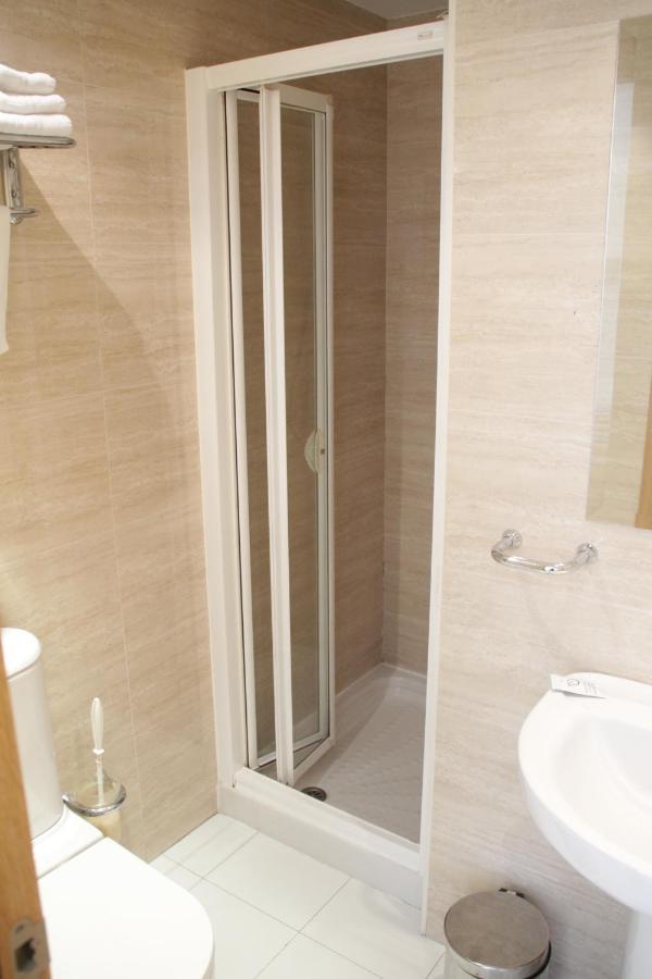 Hostal Francisco Salinas Burgo Екстериор снимка